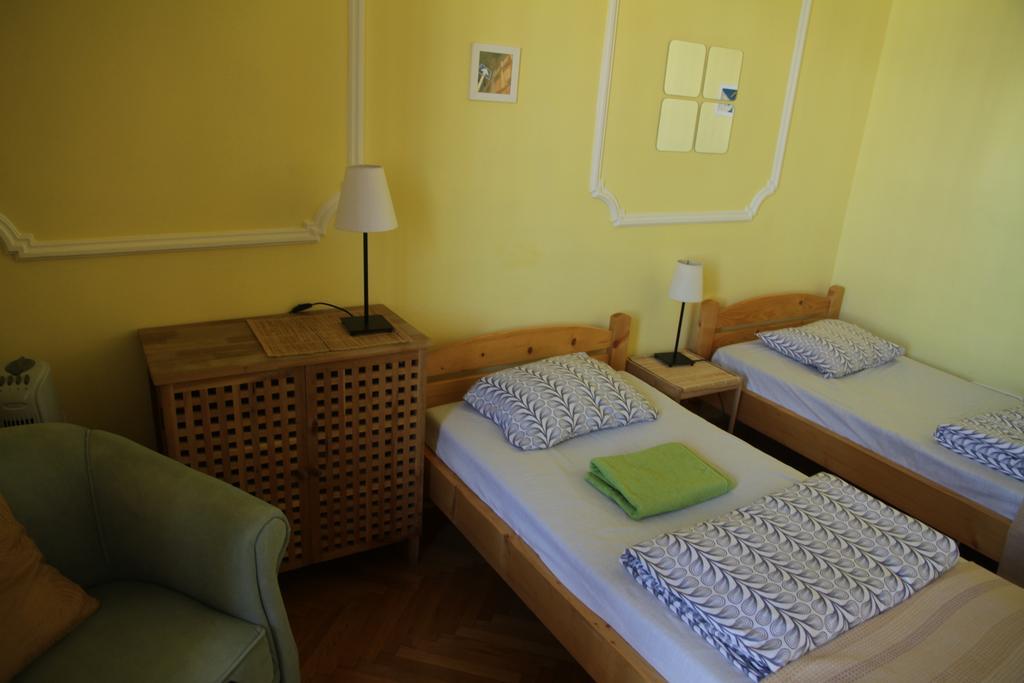 Downtown Oasis Albergue Budapest Exterior foto