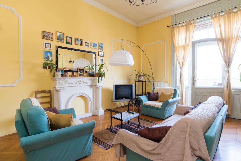 Downtown Oasis Albergue Budapest Exterior foto